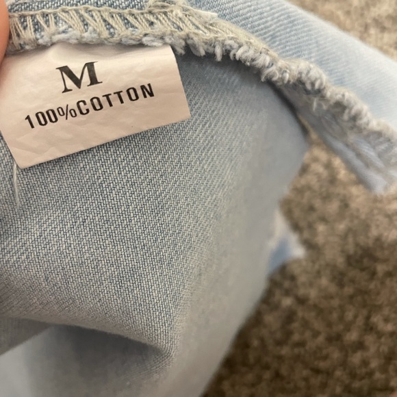 Jean jacket - Picture 2 of 4